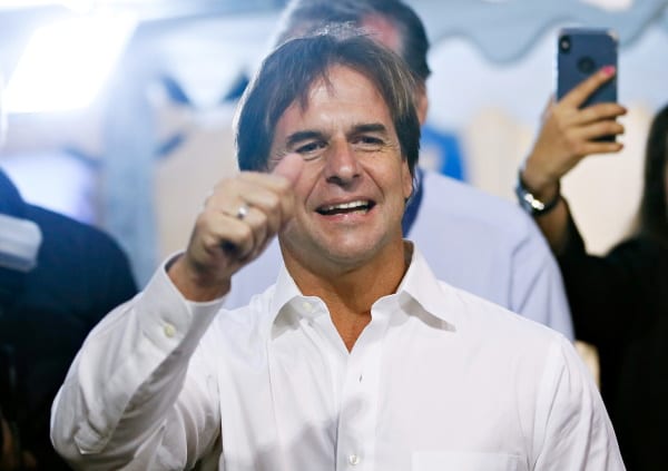 Lacalle Pou é eleito presidente do Uruguai e tira esquerda do poder após 15 anos