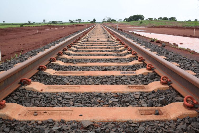 Para 2020, governo espera conseguir R$ 5,2 bilhões para ferrovias