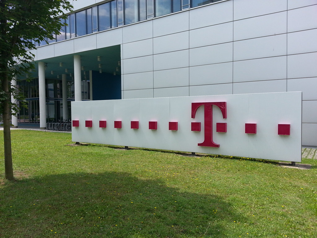 Deutsche Telekom deseja renegociar termos da fusão entre T-Mobile e Sprint