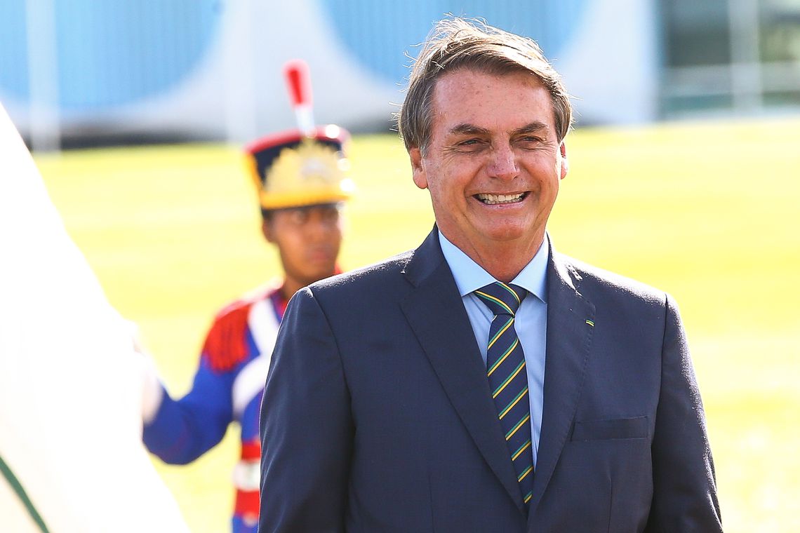 Em vídeos, Bolsonaro convoca ato contra o Congresso