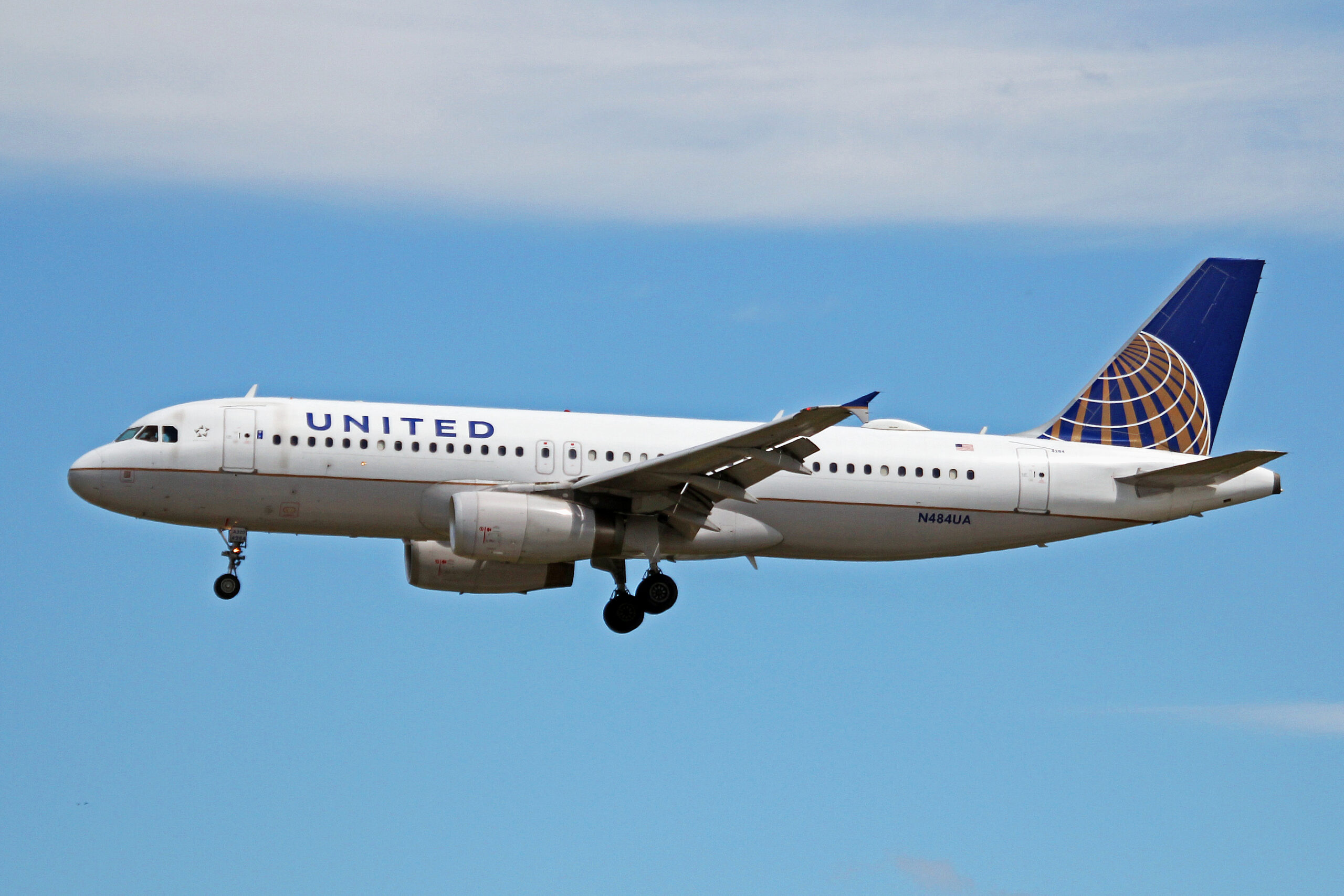 United Airlines estende prazo de suspensão de voos para a China