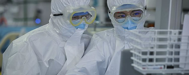 Testes de vacina para coronavírus iniciam na China