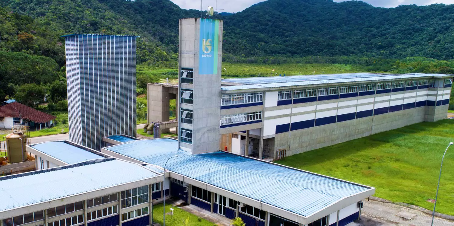 Sabesp (SBSP3) tem autorização para reajuste; Ecorodovias (ECOR3) divulga tráfego