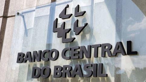 Boletim Focus mostra inflação levemente acima da última projeção; Selic fica estável