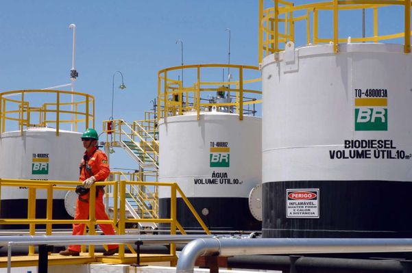 BR Distribuidora (BRDT3) conclui venda termeelétricas; Eletrobras (ELET6) adia balanço