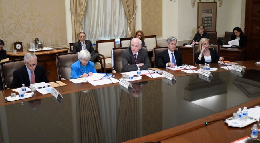 Fed vê inflação transitória e pode ajustar política de compra de títulos