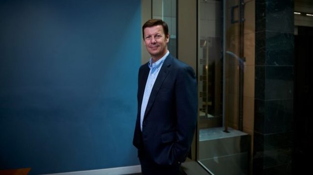 Perfil do gestor: Luke Ellis, da Man Group, e a arte de “olhar para a frente”