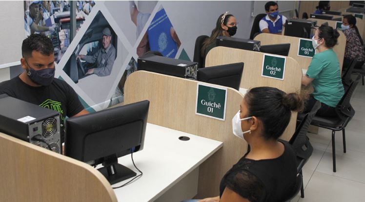 Pnad: taxa de desemprego sobe a 14,4%, mas fica abaixo da projeção do mercado