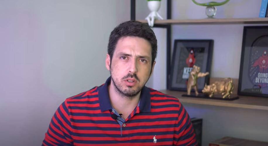 Tio Huli: como evoluir da educação financeira para os primeiros investimentos?