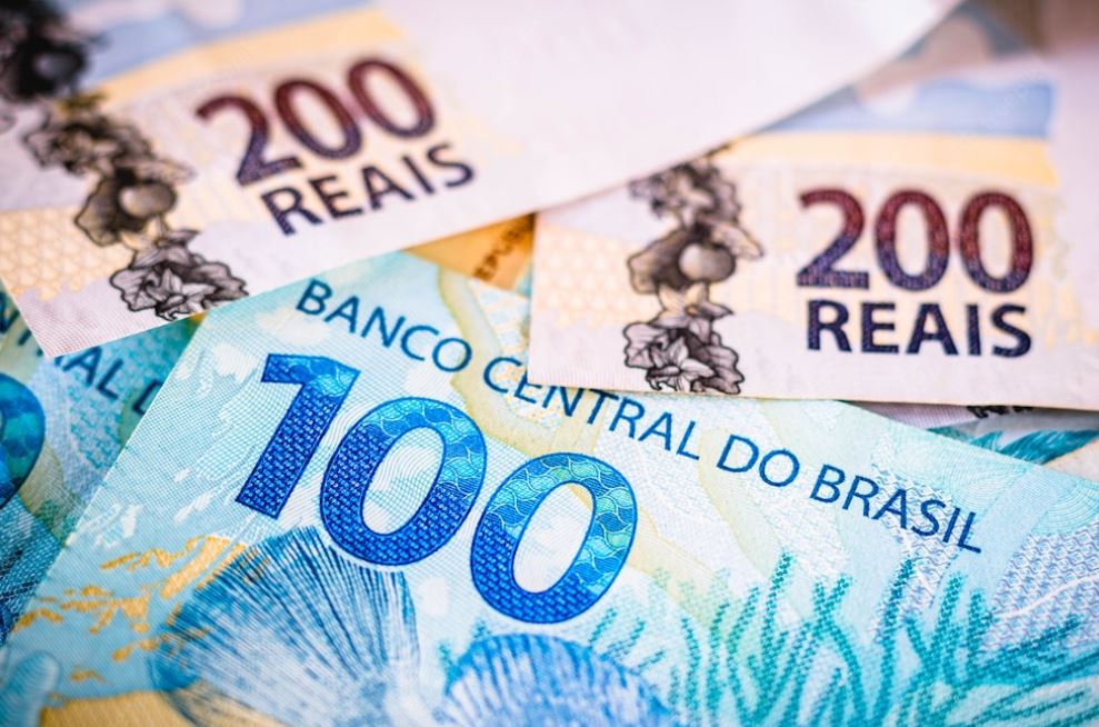 Ata do Copom confirma Selic em 13,75% por período prolongado