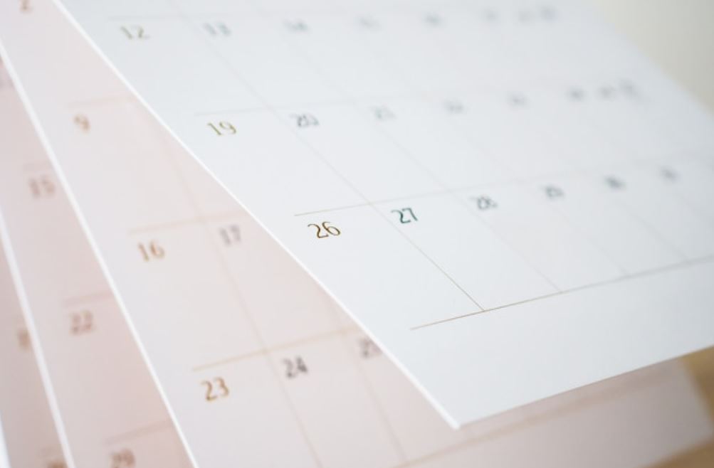 Agenda da semana: de olho nas falas de membros do Fed e nos balanços do 3TRI22