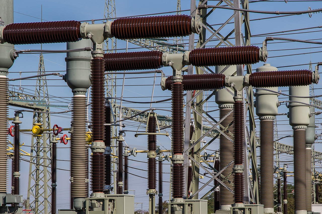 Imagem mostra estação de energia.