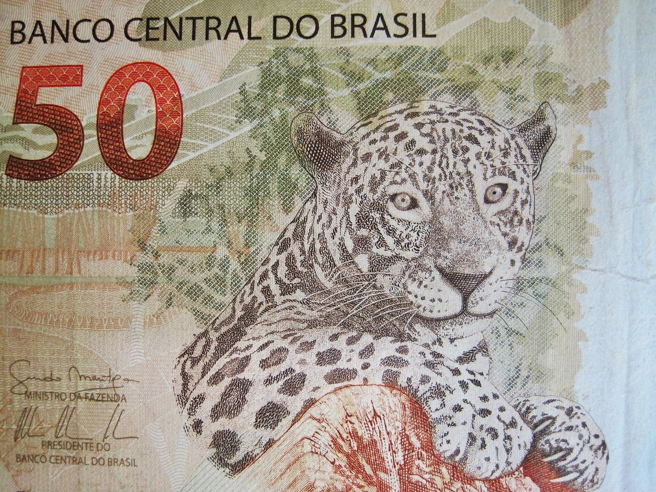 Imagem mostra uma nota de 50 Reais.