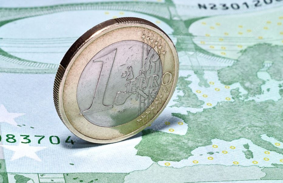 Inflação na zona do euro vem em linha, um dia depois da alta de juros