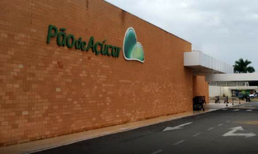 Fachada de loja do Pão de Açúcar em Indaiatuba GPA (PCAR3)