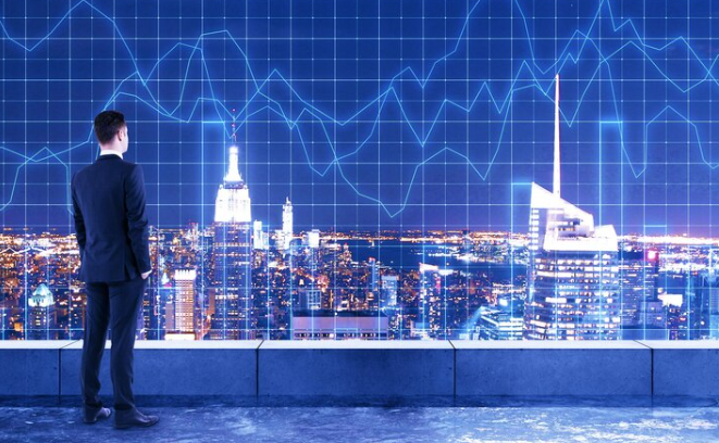 Investir no exterior como pessoa física ou jurídica: o que é melhor?