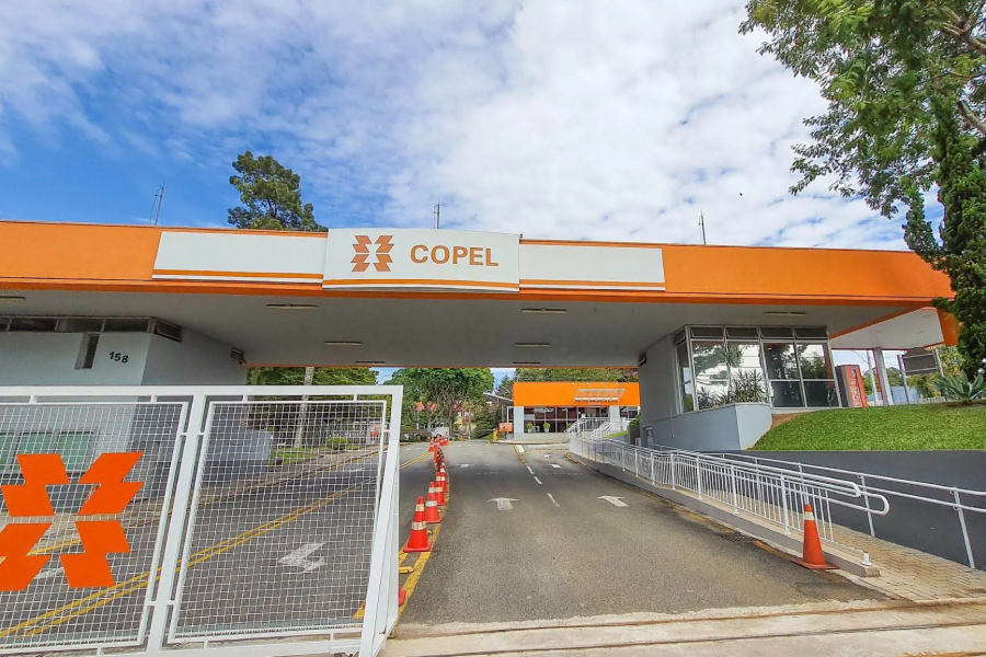 Copel (CPLE6) anuncia PDV com investimento de até R$ 300 milhões