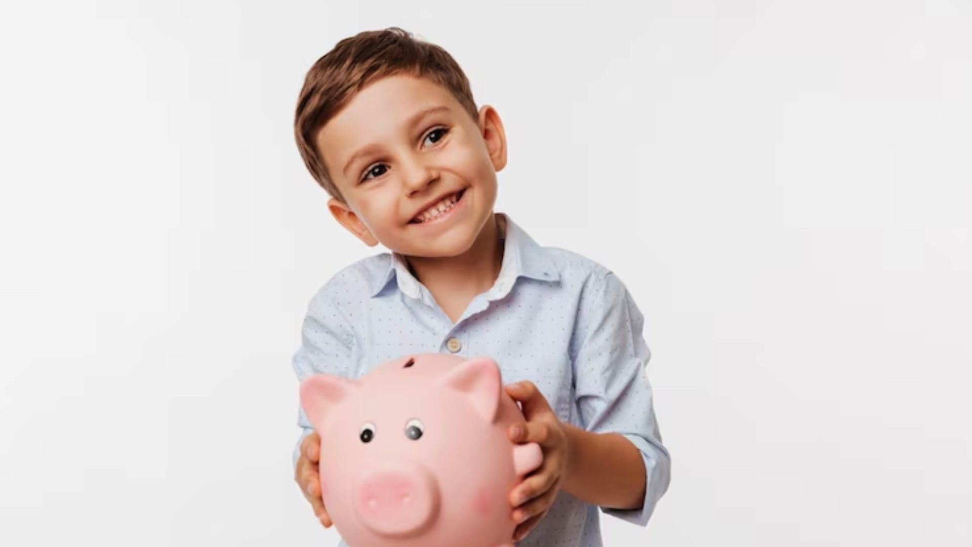 Nubank lança conta para menores: mas, afinal, o que é permitido no país sobre o tema?