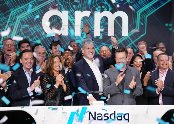 IPO da Arm (ARM): ação estreia na Nasdaq com alta de 24%