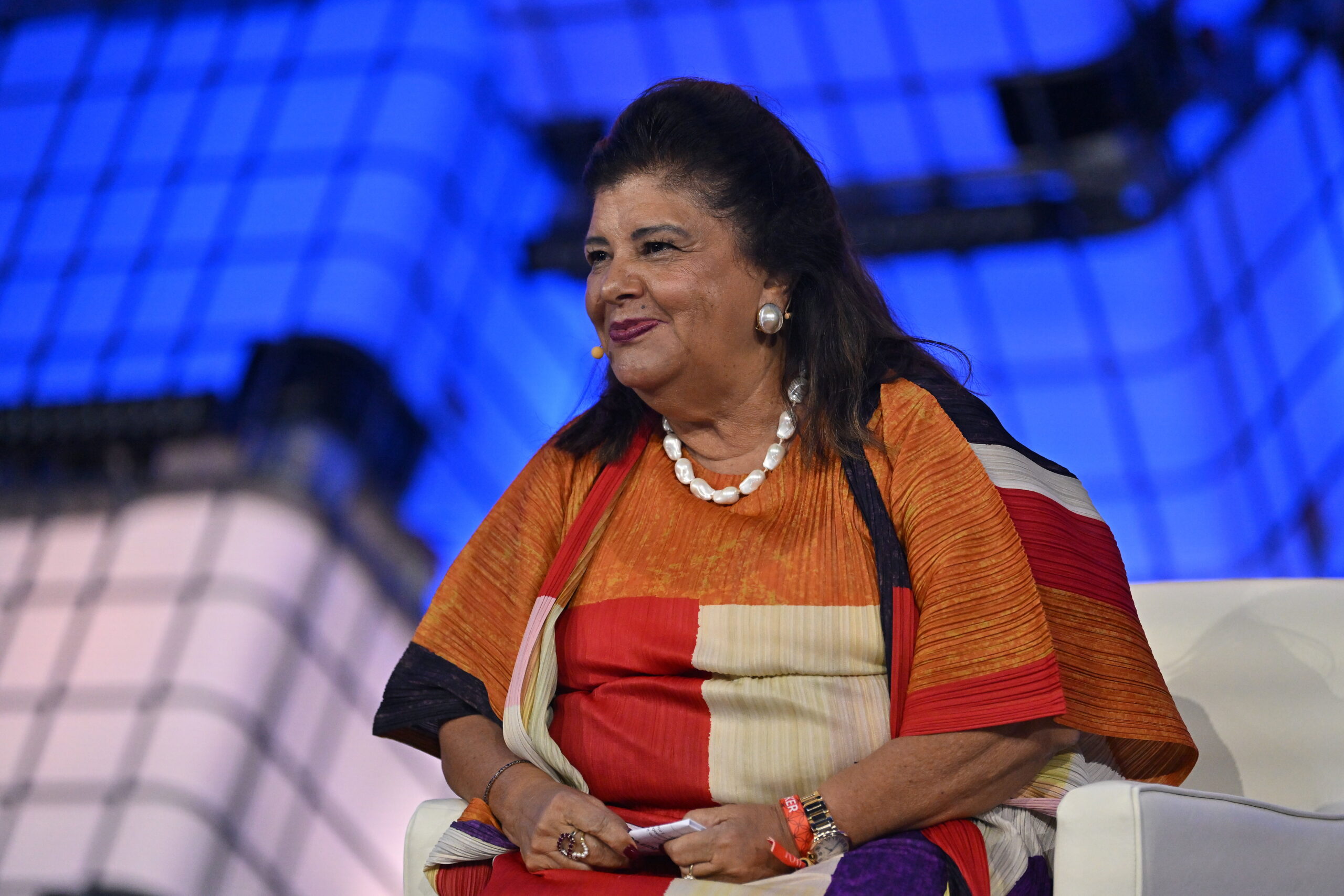 Magalu “apanha na bolsa” por acreditar em lojas físicas, diz Trajano