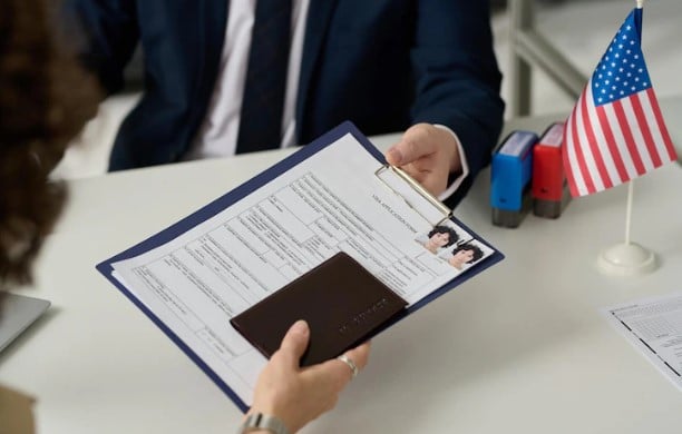 ADP de outubro, prévia do payroll, aponta criação de 113 mil vagas nos EUA