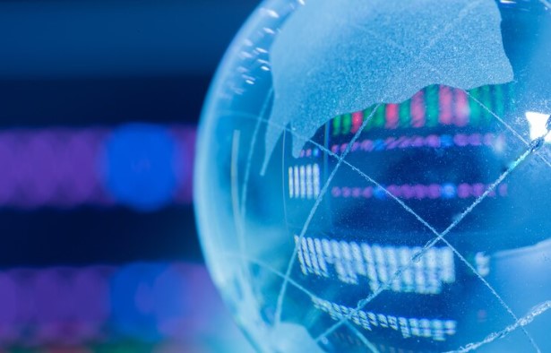 Cenário global e investimentos: não perca live com Carolina Okamura, do BTG