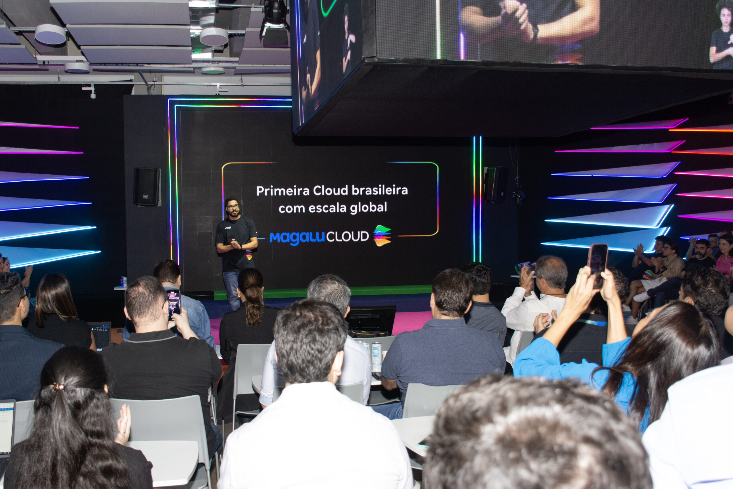 Magalu anuncia computação em nuvem para pequenas e médias empresas