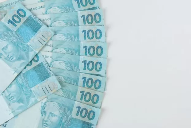 Onde investir R$ 1 mil por mês? Veja opções