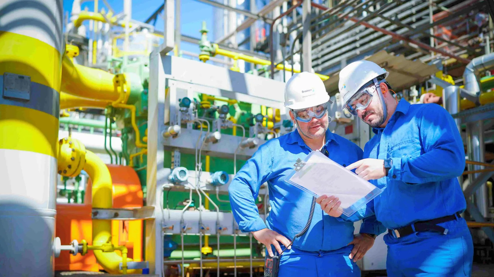 Braskem reduz prejuízo no 4TRI23, mas perda anual chega a R$ 4,5 bi em 2023