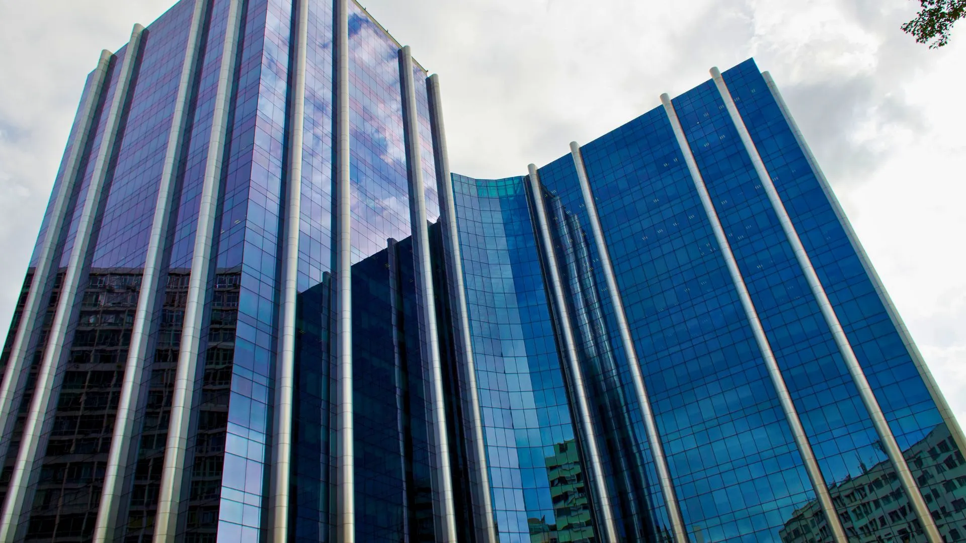 Petrobras (PETR4) aprova R$ 14,2 bi em dividendos, mas analistas estão decepcionados