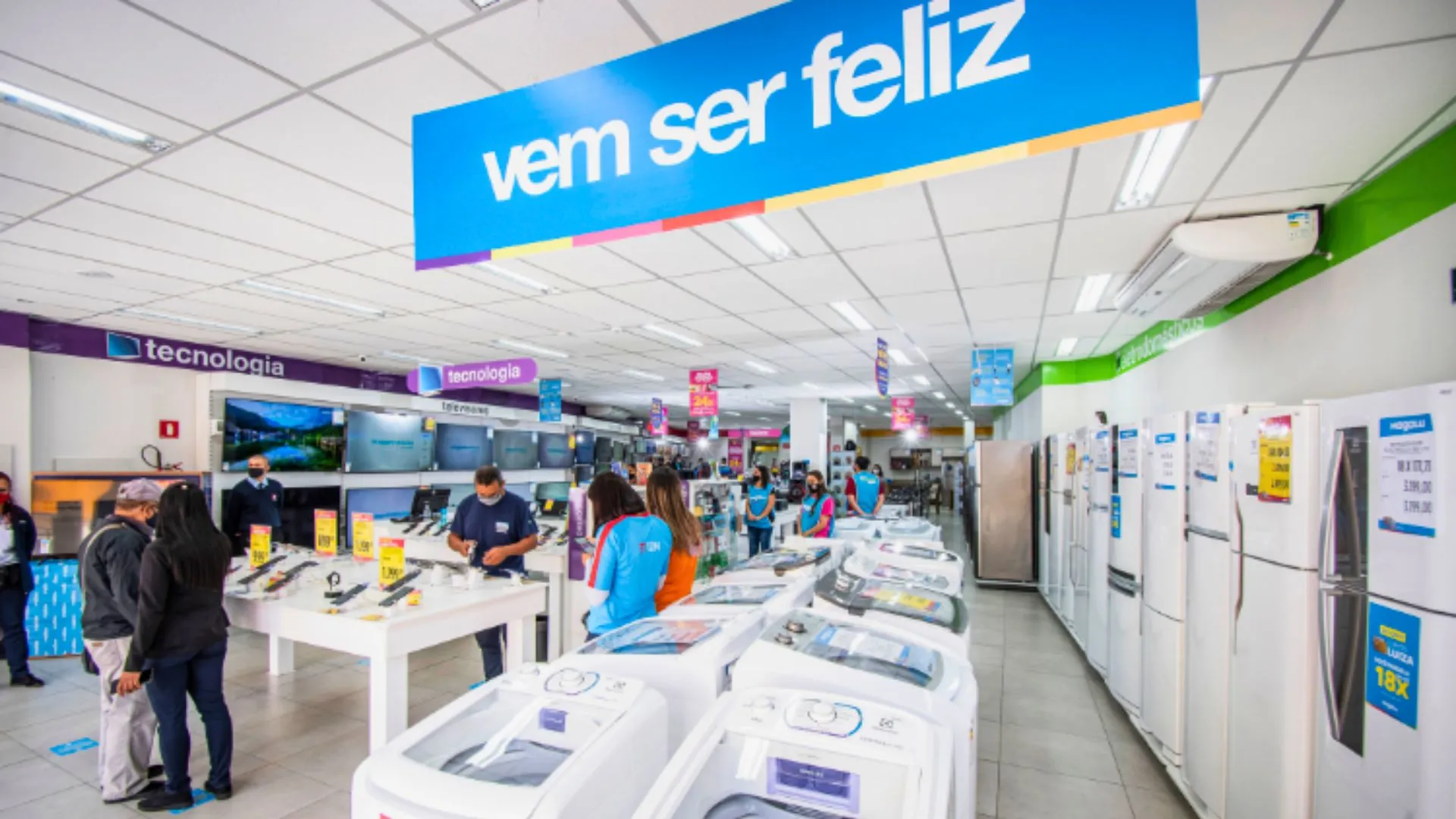 Magazine Luiza (MGLU3) aprova grupamento de ações