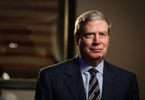 Sob efeito Milei, Stanley Druckenmiller investe em empresas argentinas: saiba quais