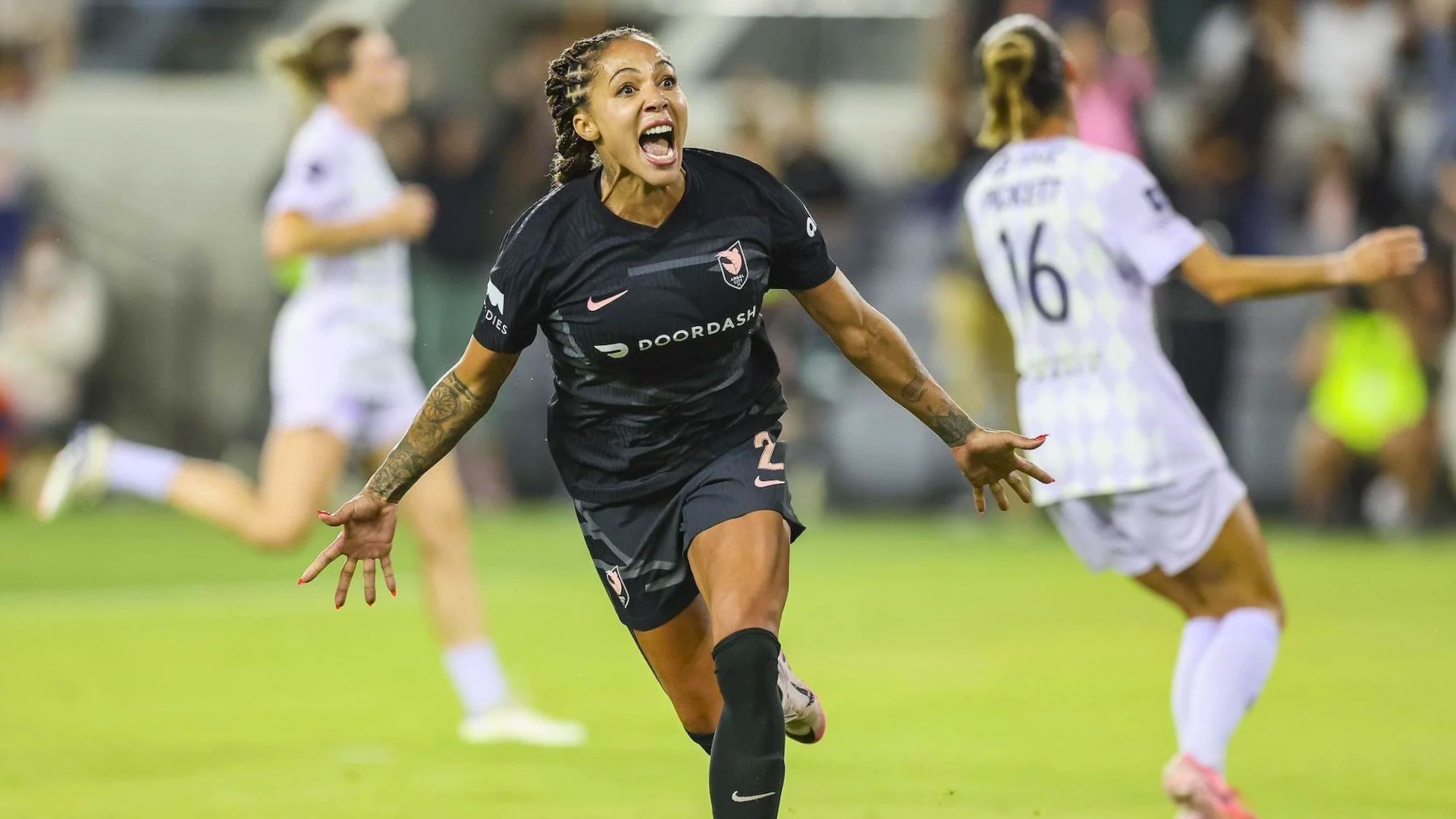 CEO da Disney compra time futebol feminino mais valioso do mundo