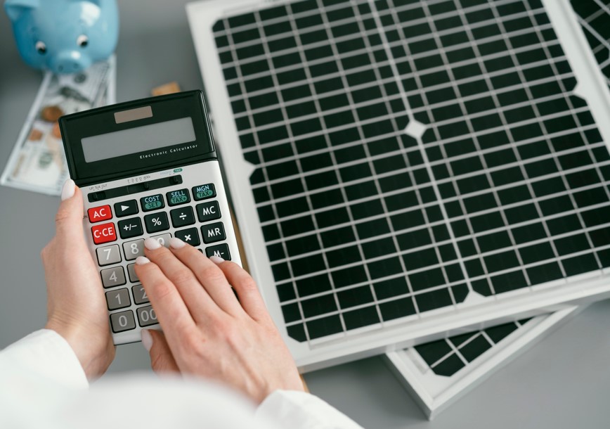 Painéis solares: EQI amplia atuação no mercado de energia