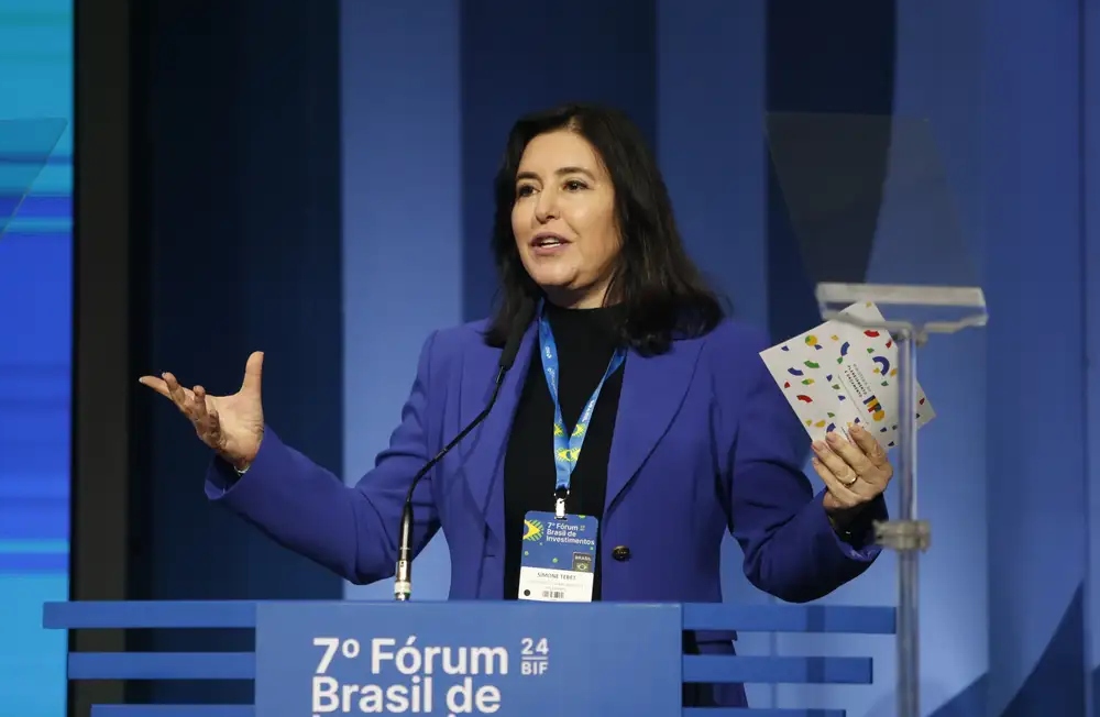 Simone Tebet fala na urgência de corte de gastos ineficientes