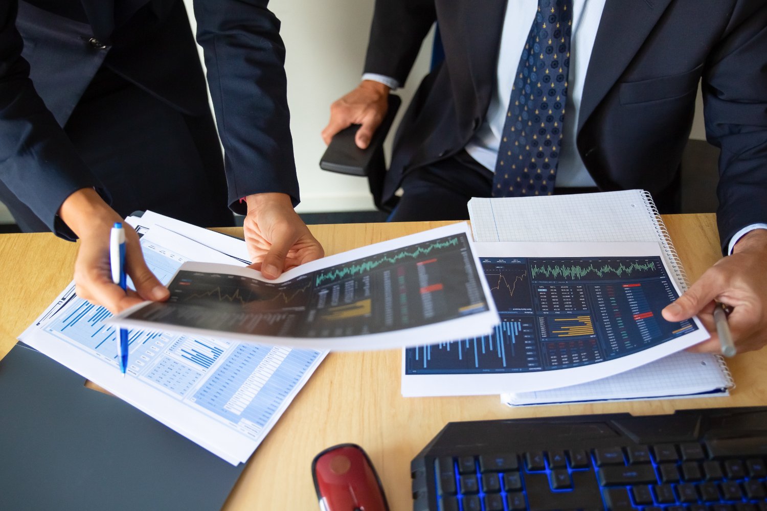 Bitcoin se destaca entre os melhoers investimentos de 2024