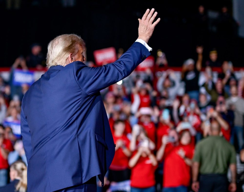 Trump vai acabar com a cidadania por direito de nascença? Entenda