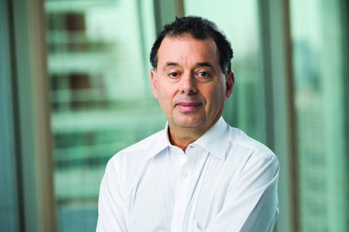 Stuhlberger diz que Brasil quebra se títulos permanecerem no nível atual