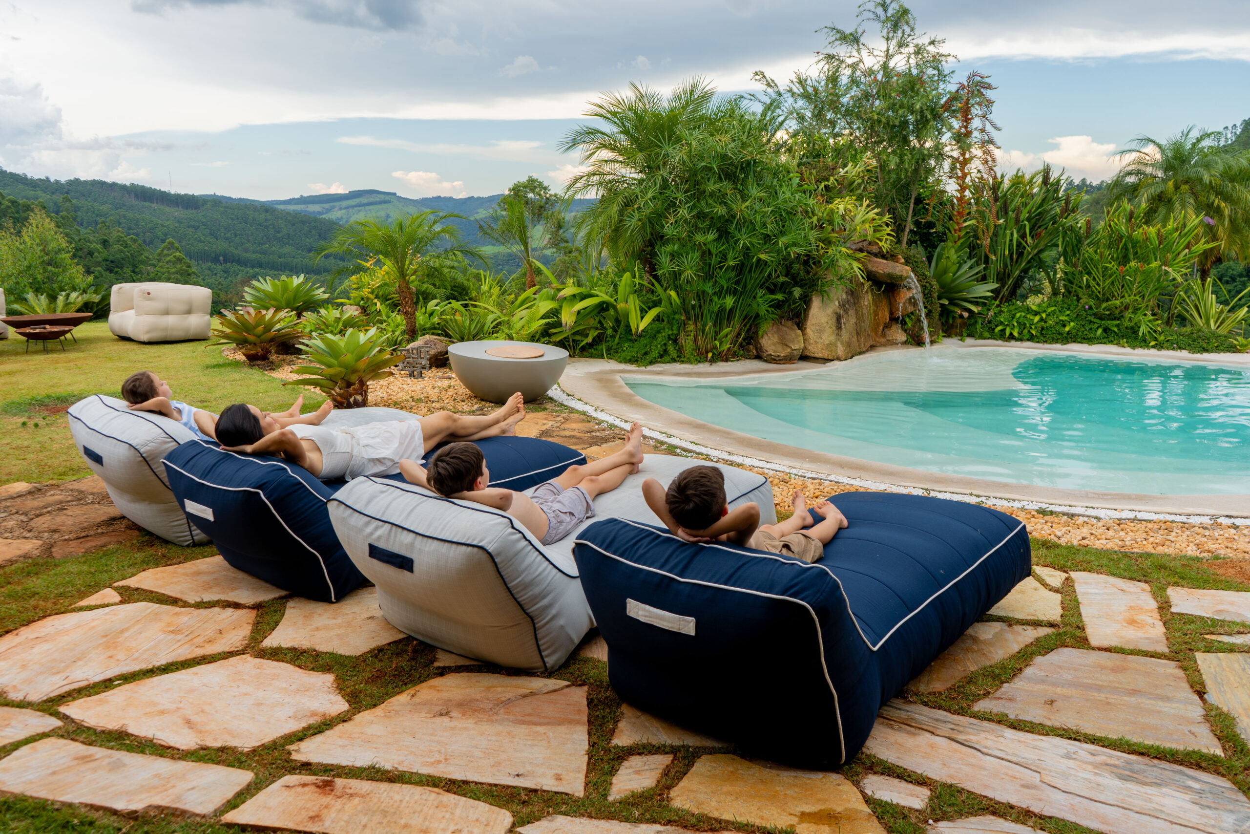 Eco Flame traz móveis de luxo para evento de tênis