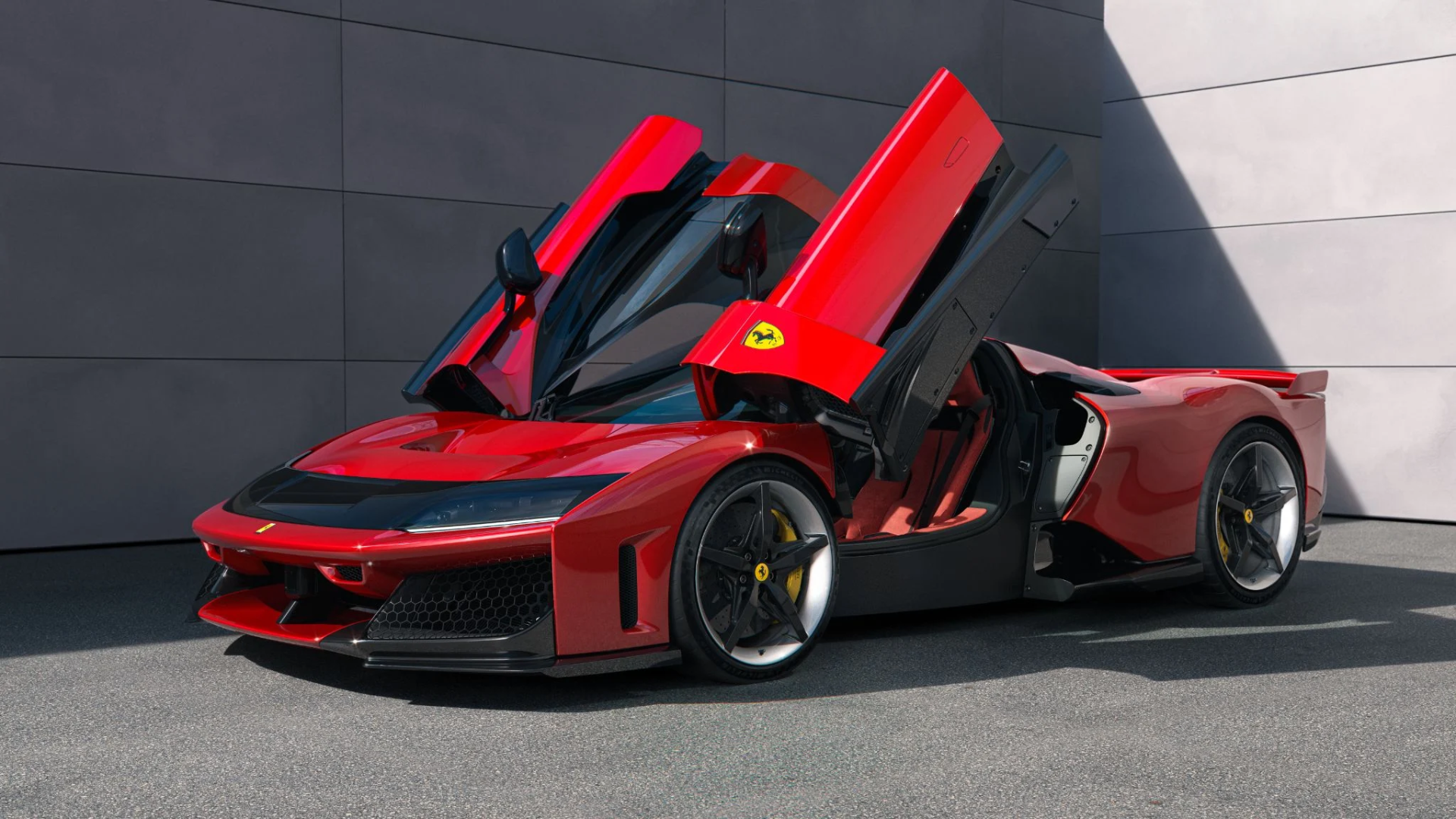 Ferrari: lucro sobe 21% e CEO prevê crescimento em 2025, mesmo com possíveis tarifas dos EUA