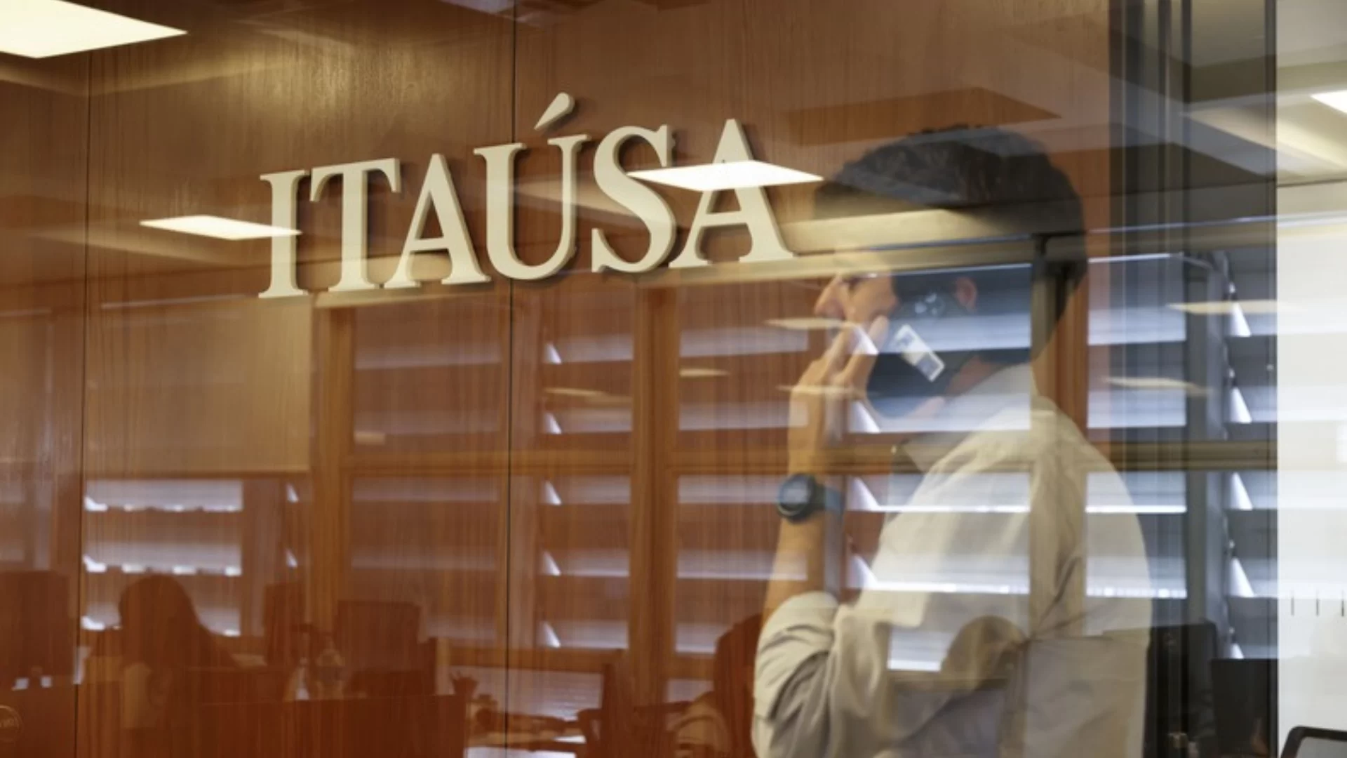 Itaúsa tem reserva para subscrição de ações (ITSA1; ITSA2) aberta; veja como participar