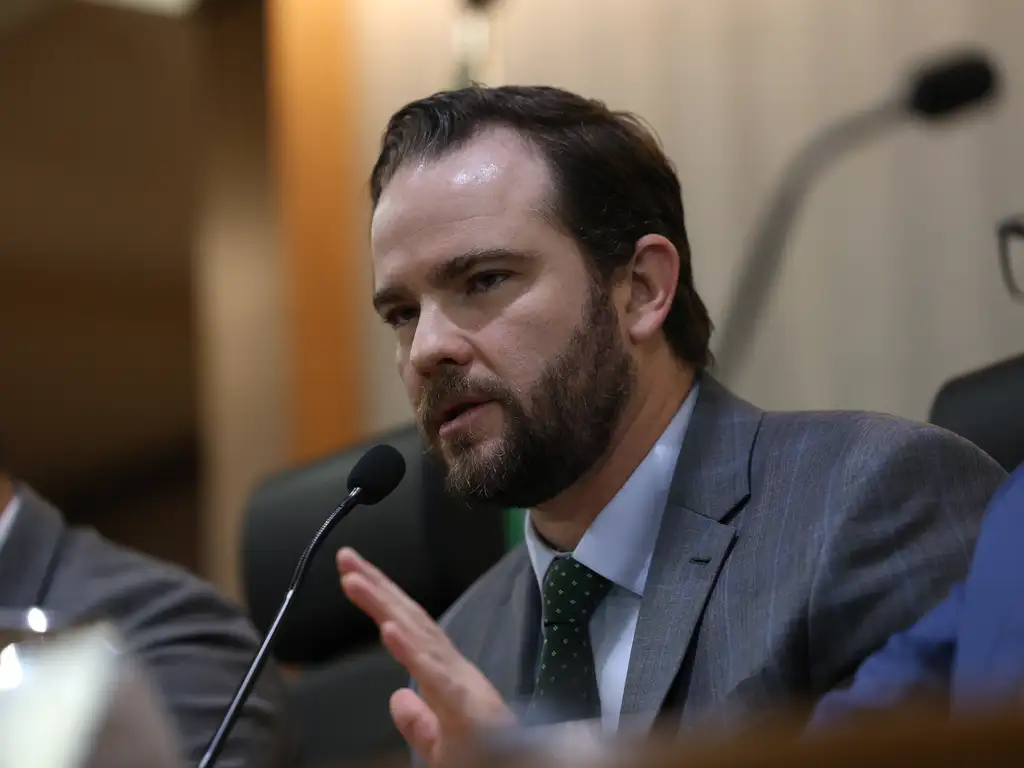 Aumento do IOF: governo admite discutir alternativas