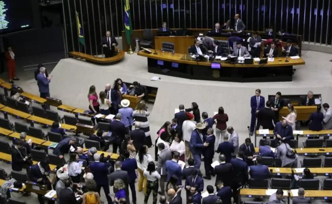 Plénário da Câmara: governo busca alternativas à MP 1303