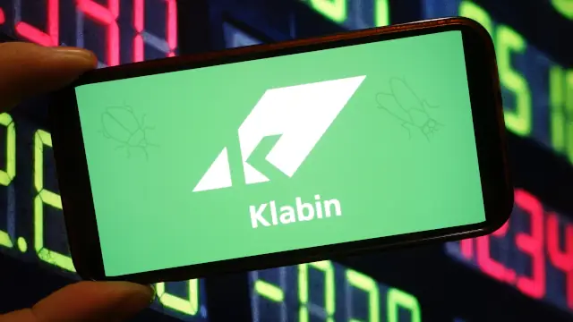 Logo da Klabin em celular