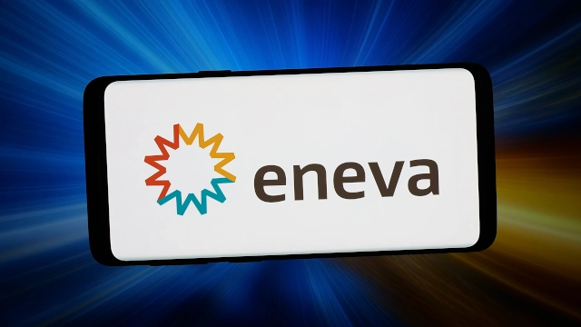 Logo da Eneva em tela de celular