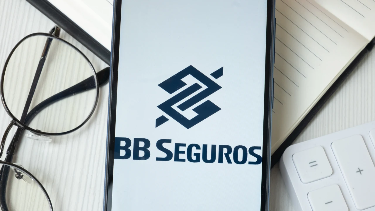 Logo da BB Seguridade em tela de celular