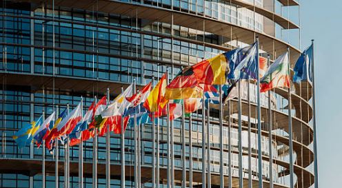 União Europeia prevê retração de quase 8% do PIB em 2020