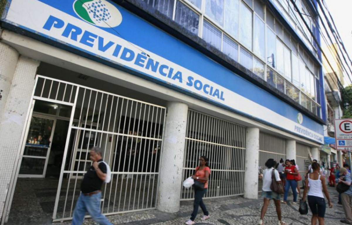 Medida Provisória para INSS contratar civis deve ficar pronta até a próxima semana