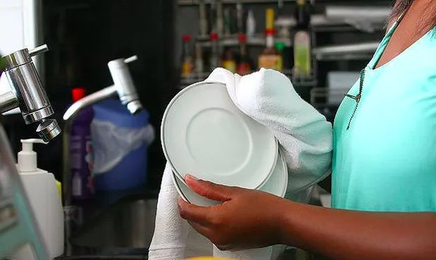 Bilionários acumulam mais riqueza do que 60% da população