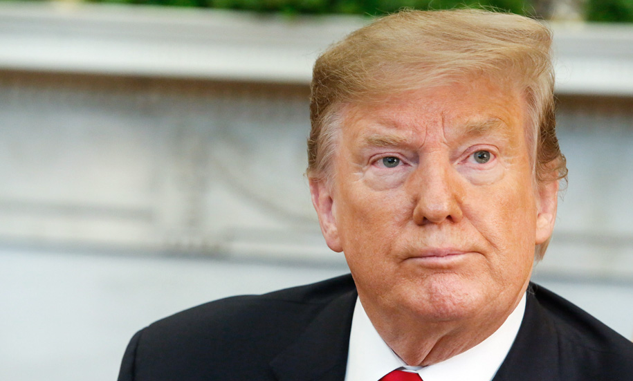 Trump aprova uma série de medidas contra impacto econômico do coronavírus